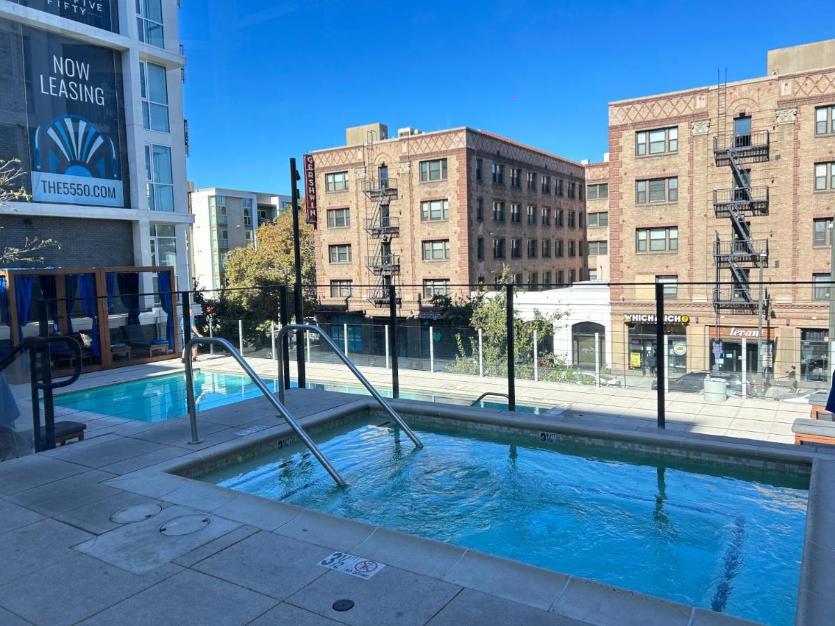 Luxury Apartment In Hollywood 로스앤젤레스 외부 사진
