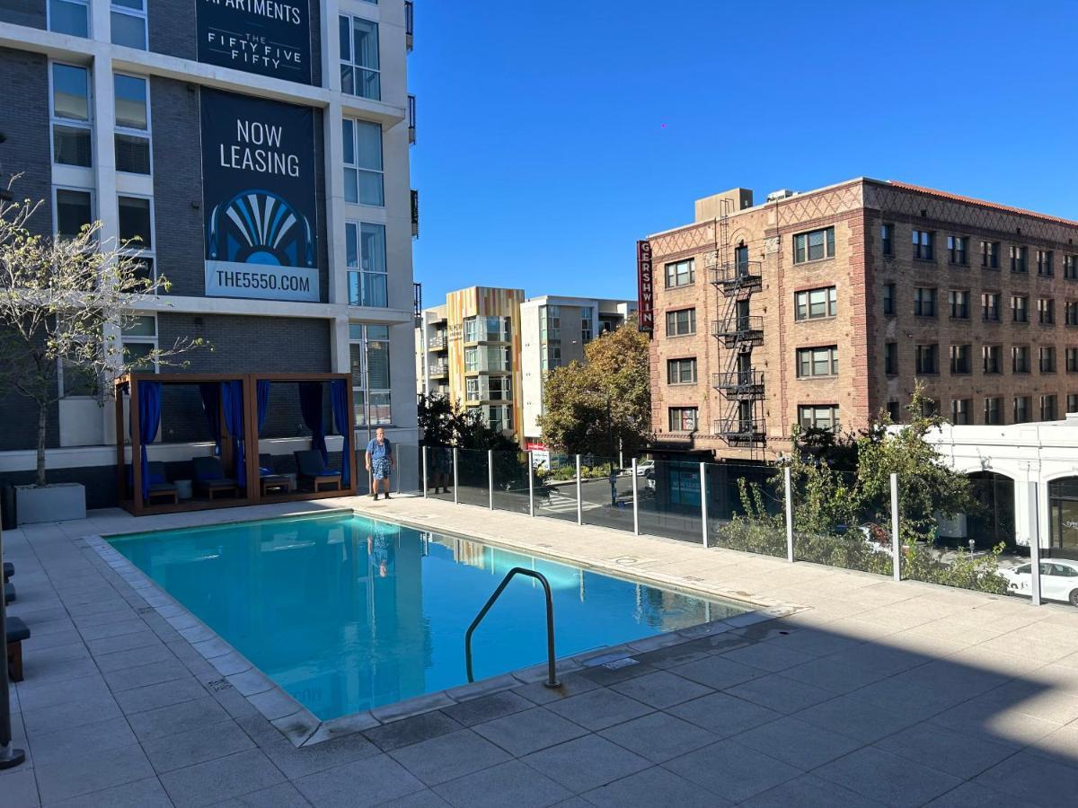 Luxury Apartment In Hollywood 로스앤젤레스 외부 사진